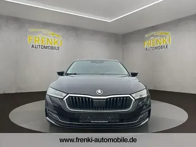 Gebraucht Skoda Octavia Style 150 PS (110 kW) 2021 Cerna magic/black magic Kombi