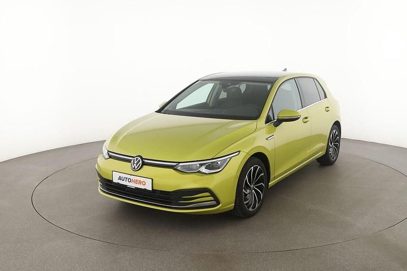 Gelb Gebraucht 2021 VW Golf VIII Style Limousine | 24.250 € (Fairer Preis) - Bild 1/3