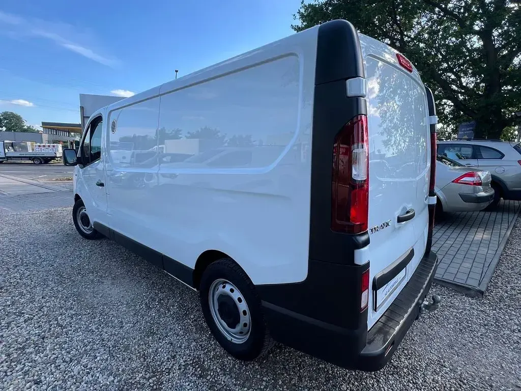 Gebraucht Renault Trafic Komfort 120 PS (88 kW) 2021 Weiß Van / Kleinbus