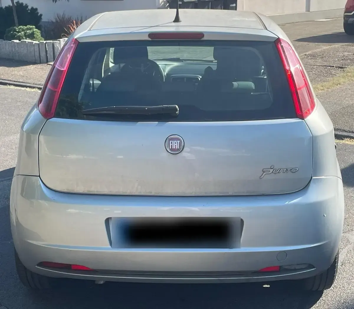 Gebraucht Fiat Punto 77 PS (56 kW) 2009 Grau Kleinwagen