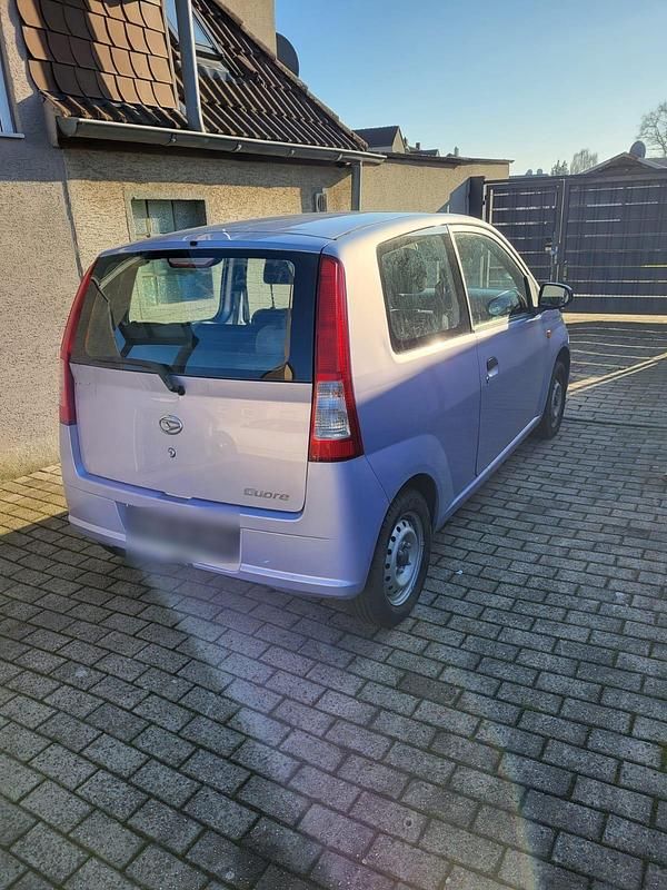 Gebraucht Daihatsu Cuore 58 PS (42 kW) 2002 Kleinwagen