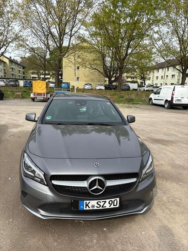 Gebraucht Mercedes CLA220 177 PS (130 kW) 2018 Limousine