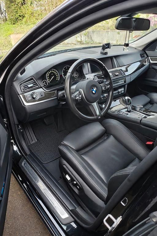 Gebraucht BMW 520 Luxury Line 190 PS (139 kW) 2016 Schwarz Kombi