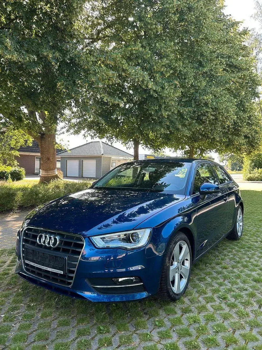 Gebraucht Audi A3 Ambition 122 PS (89 kW) 2013 Blau Limousine