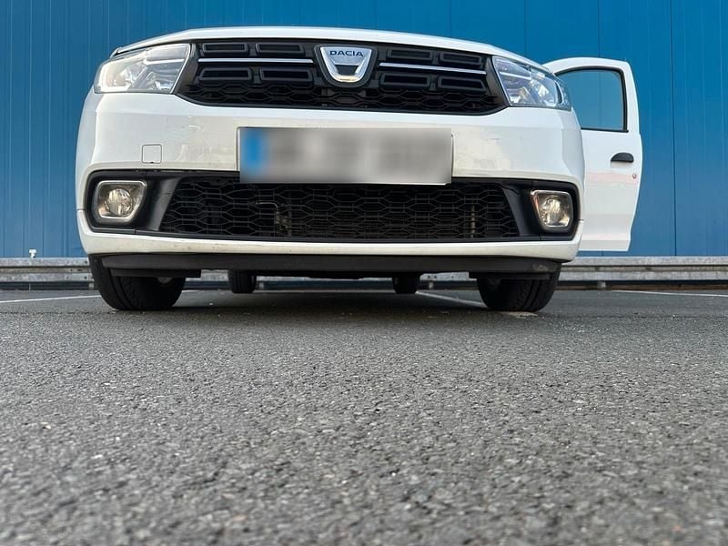 Gebraucht Dacia Sandero 73 PS (53 kW) 2018 Weiß Kleinwagen