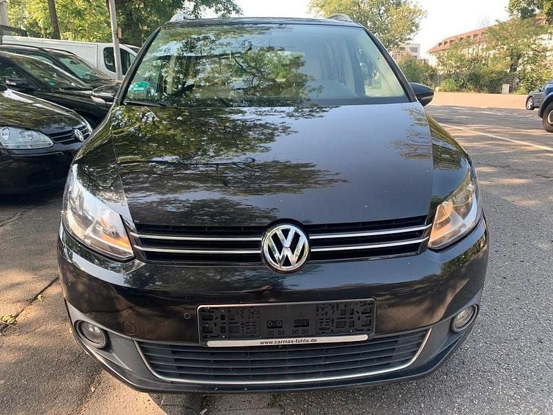 Schwarz Gebraucht 2014 VW Touran Highline Van / Kleinbus | 6.500 € (Fairer Preis) - Bild 1/4