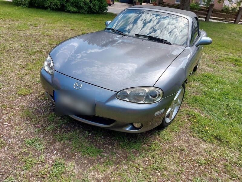 Grau Gebraucht 2002 Mazda MX5 Cabrio | 8.000 € (Fairer Preis) - Bild 1/4