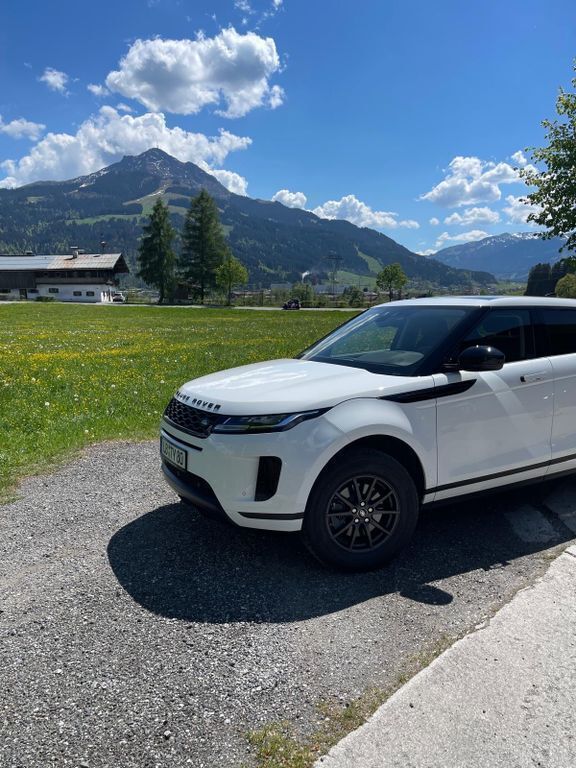 Weiß Gebraucht 2021 Land Rover Range Rover evoque First Edition SUV | 30.500 € (Superpreis) - Bild 1/4