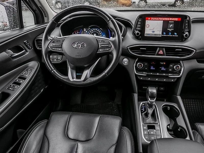 Gebraucht Hyundai Santa Fe Premium 200 PS (147 kW) 2019 Phantom black (schwarz) SUV
