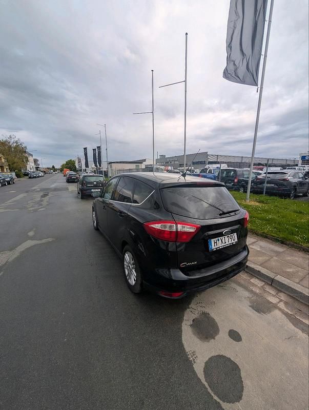 Gebraucht Ford C-MAX Titanium 140 PS (102 kW) 2014 Schwarz Van / Kleinbus