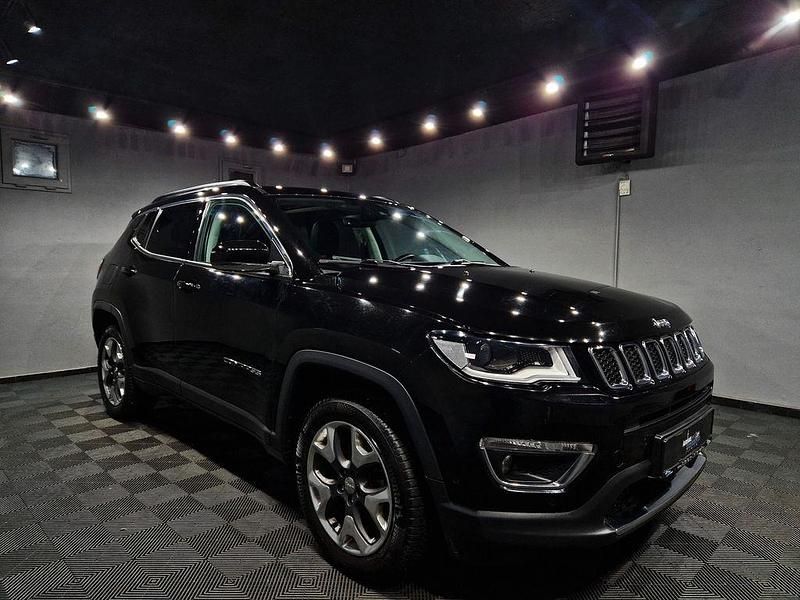 Gebraucht Jeep Compass Limited 170 PS (125 kW) 2018 Diamond black crystal p/c SUV