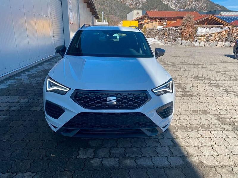 Neu Seat Ateca Black Edition 150 PS (110 kW) 2026 Weiß SUV