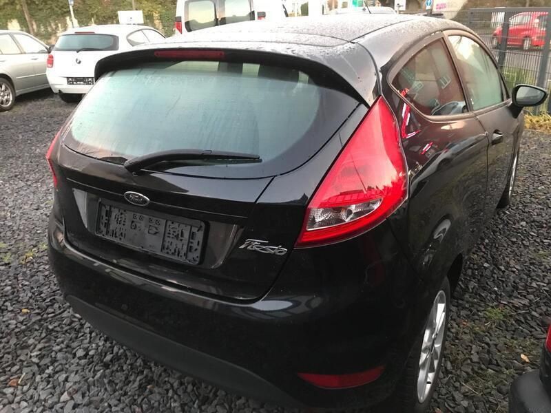 Gebraucht Ford Fiesta Trend 82 PS (60 kW) 2010 Pantherschwarz metallic Kleinwagen