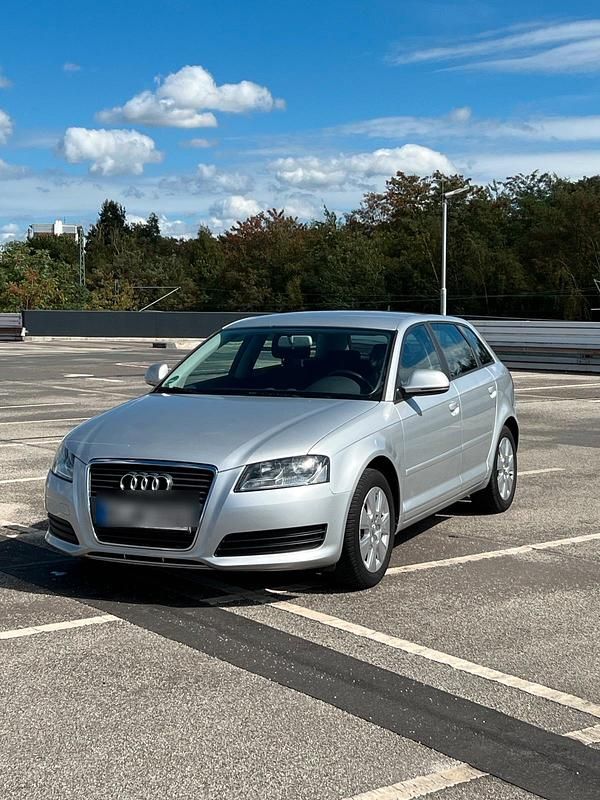 Silber Gebraucht 2009 Audi A3 Sportback Kleinwagen | 6.700 € (Fairer Preis) - Bild 1/4