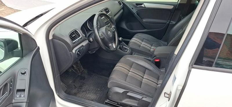 Gebraucht VW Golf VII Match 86 PS (63 kW) 2012 Weiß Limousine