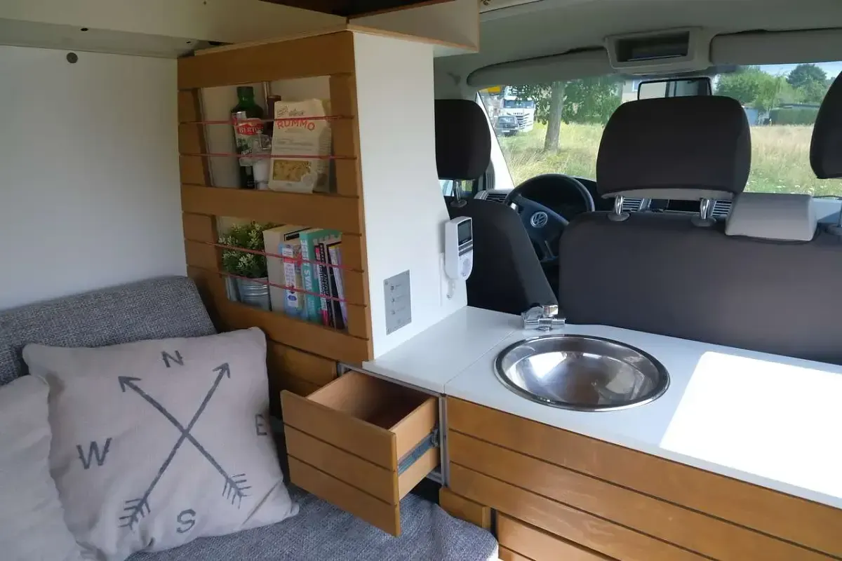 Gebraucht VW T5 105 PS (77 kW) 2006 Weiß Van