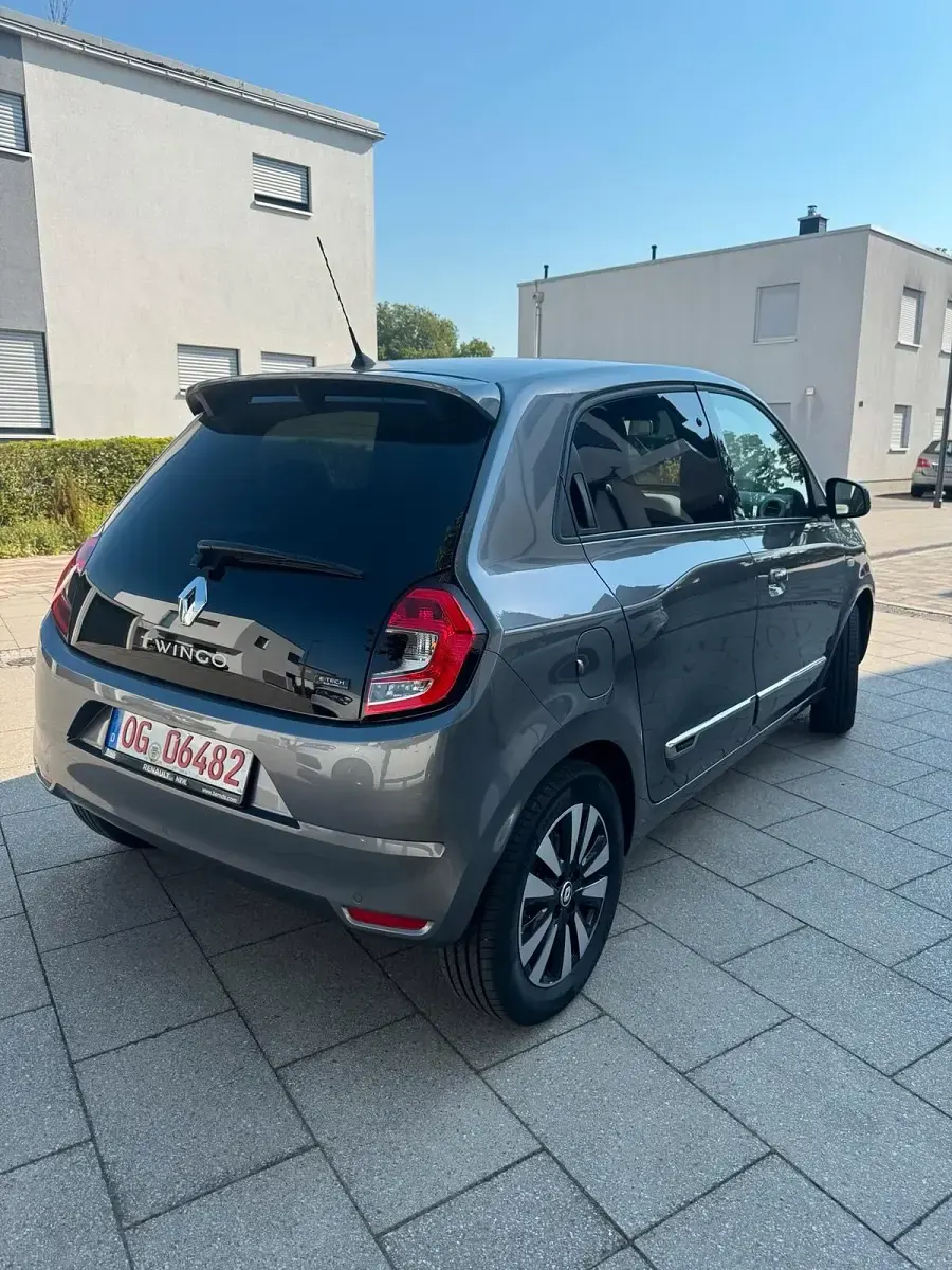 Gebraucht Renault Twingo 60 kW (82 PS) 2024 Grau Kleinwagen