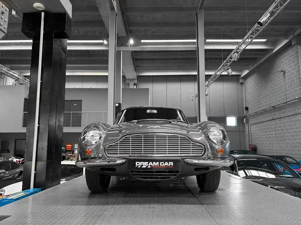 Gebraucht Aston Martin DB6 286 PS (210 kW) 1967 Grau