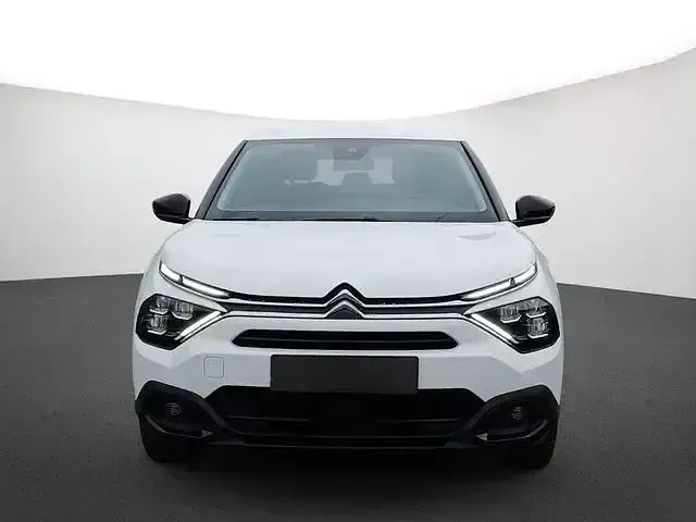Used Citroën C4 Feel 131 HP (96 kW) 2023 White Sedan