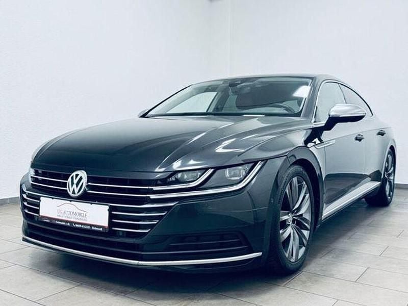 Gebraucht VW Arteon Elegance 190 PS (139 kW) 2019 Grau Kleinwagen