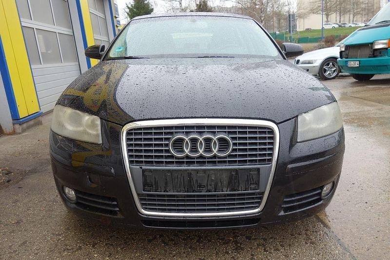 Gebraucht Audi A3 Ambiente 140 PS (102 kW) 2005 Schwarz Kleinwagen