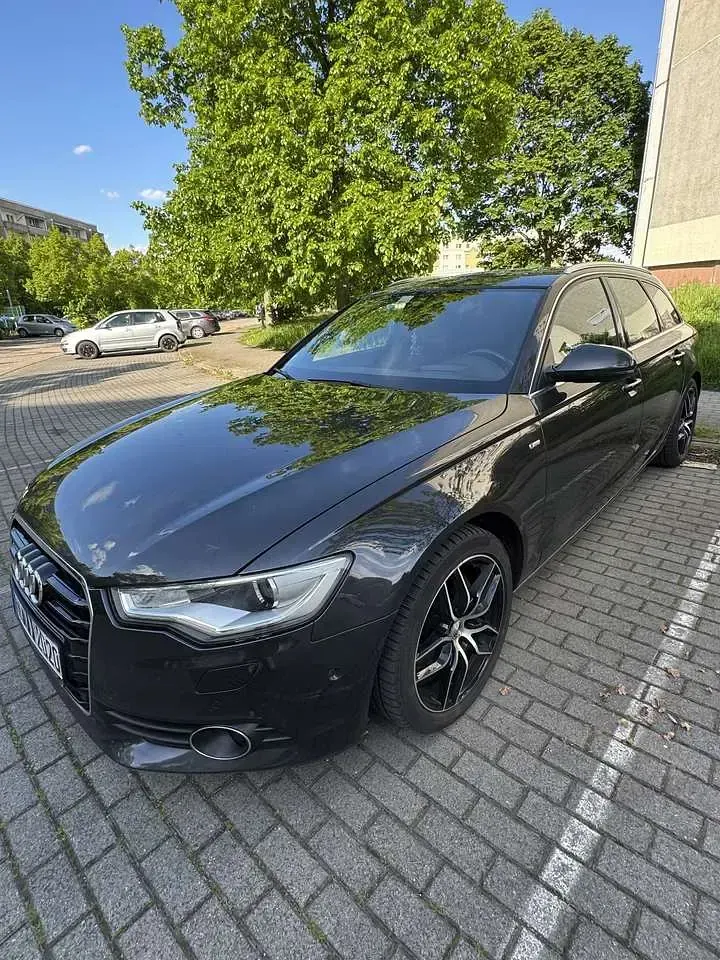 Gebraucht Audi A6 Sport 204 PS (150 kW) 2012 Grau Kombi