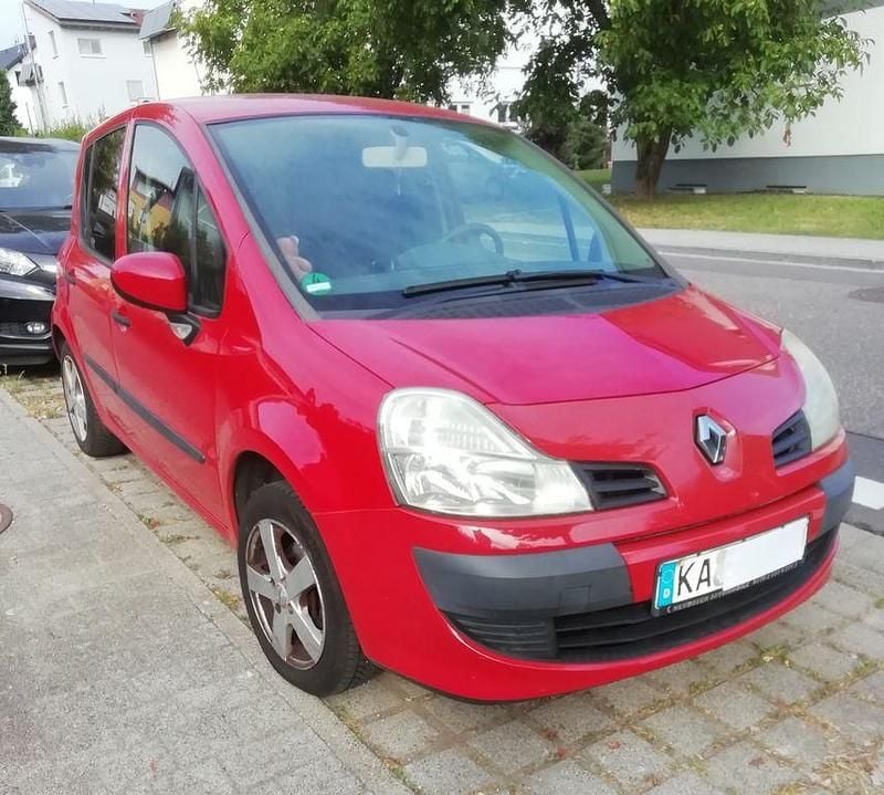 Gebraucht Renault Modus Expression 75 PS (55 kW) 2009 Rot Van / Kleinbus