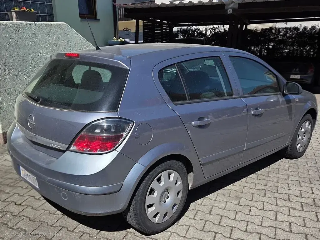 Gebraucht Opel Astra 90 PS (66 kW) 2008 Grau Limousine