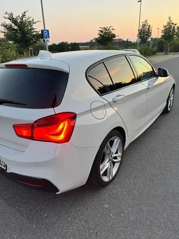 Gebraucht BMW 120 M Sport 190 PS (139 kW) 2017 Weiß Limousine