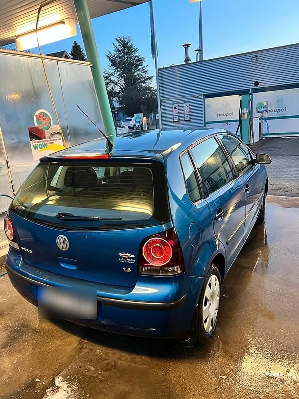 Second-hand VW Polo 74 CP (54 kW) 2007 Albastru Hatchback