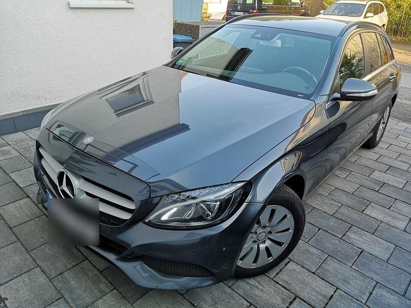 Gebraucht Mercedes C220 170 PS (125 kW) 2015 Grau Kombi