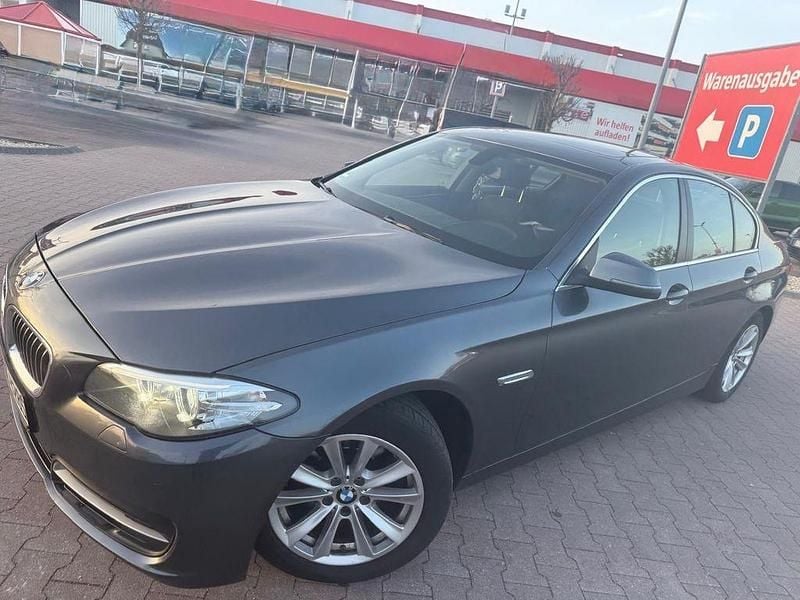 Gebraucht BMW 520 Efficient Dynamics 190 PS (139 kW) 2016 Grau Limousine
