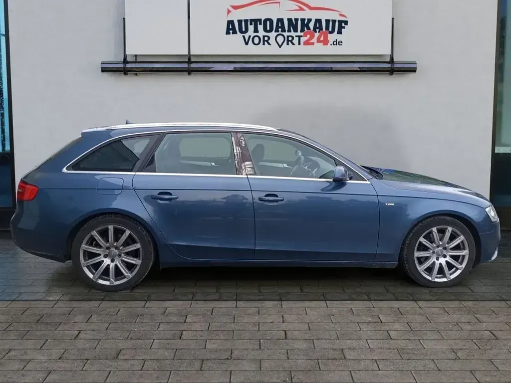 Gebraucht Audi A4 S-Line 190 PS (139 kW) 2015 Utopiablau Kombi