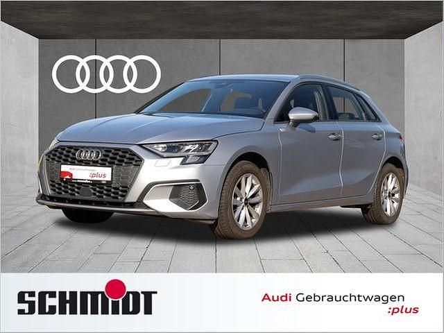Gebraucht Audi A3 Basis 116 PS (85 kW) 2023 Florettsilber metallic Limousine