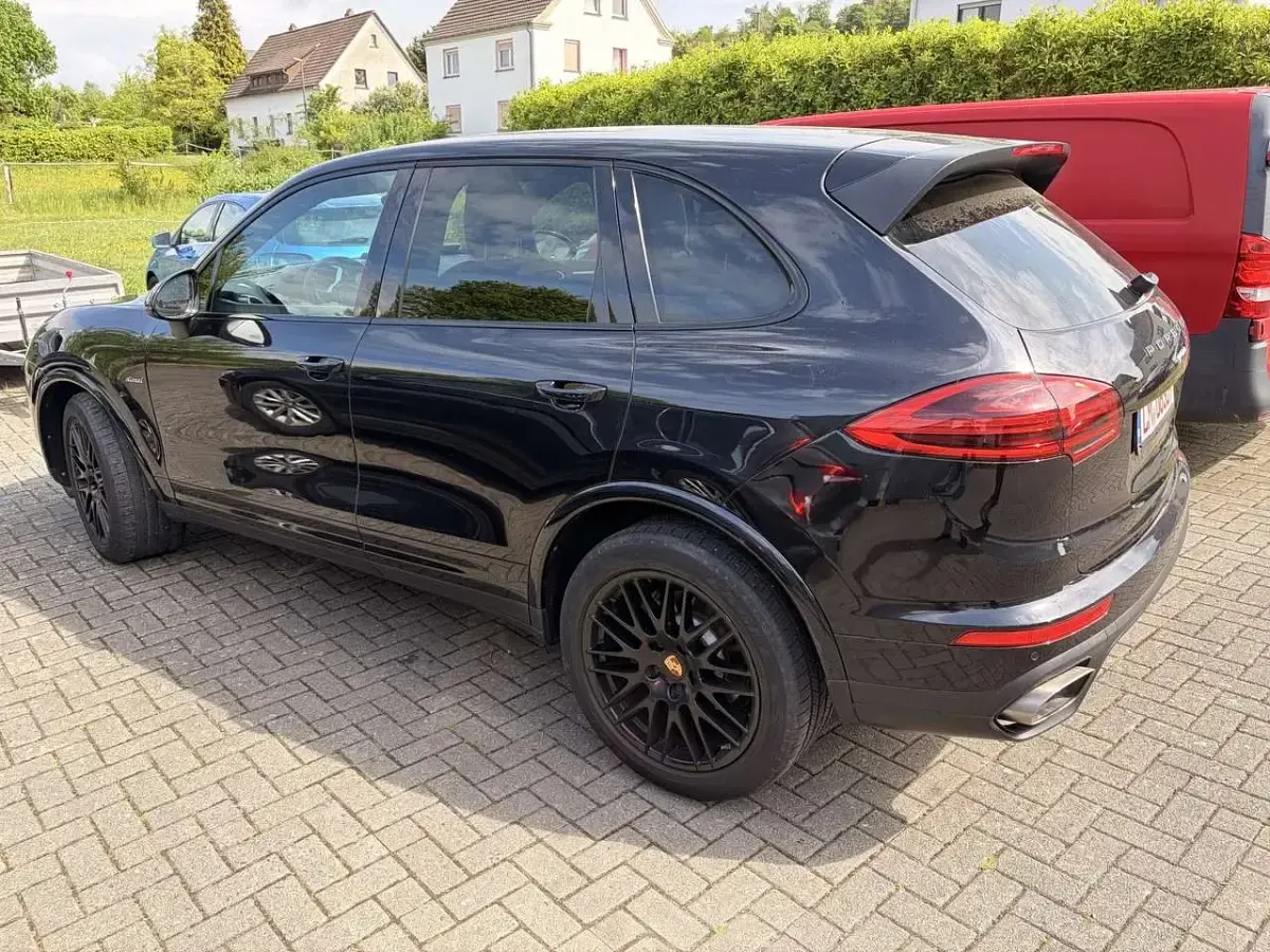 Gebraucht Porsche Cayenne Platinum Edition 262 PS (192 kW) 2016 Schwarz SUV