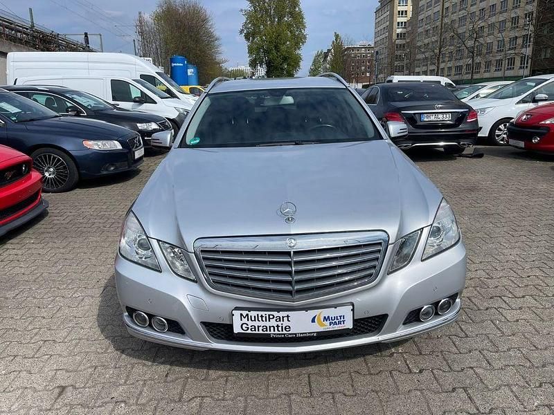 Gebraucht Mercedes E220 170 PS (125 kW) 2010 Silber Kombi