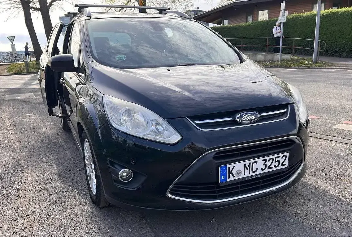 Gebraucht Ford Grand C-Max 140 PS (102 kW) 2011 Blau Van / Kleinbus