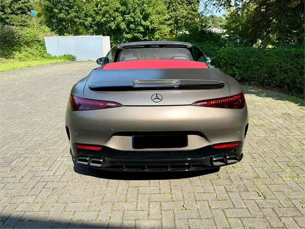 Gebraucht Mercedes SL63 AMG AMG 585 PS (430 kW) 2023 Grau Cabrio