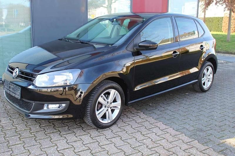 Gebraucht VW Polo Life 90 PS (66 kW) 2013 Schwarz Kleinwagen