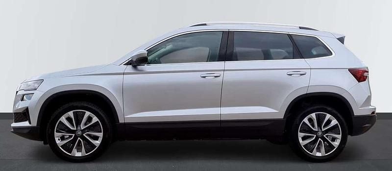 Brilliantsilber Gebraucht 2025 Skoda Karoq Selection SUV | 28.990 € (Superpreis) - Bild 1/4