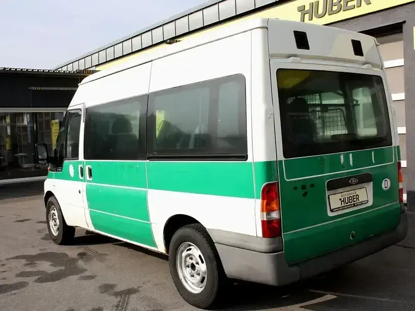 Usado Ford Transit 125 HP (91 kW) 2002 Branco Monovolume