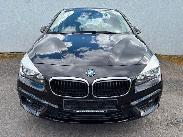 Gebraucht BMW 218 Advantage 136 PS (100 kW) 2018 Schwarz Kombi