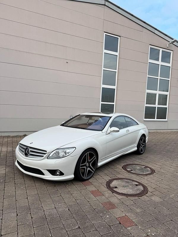 Weiß Gebraucht 2007 Mercedes CL500 AMG Coupé | 18.650 € (Fairer Preis) - Bild 1/4