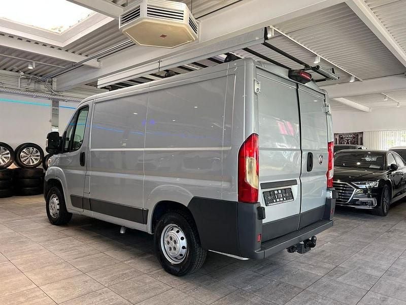 Gebraucht Fiat Ducato 131 PS (96 kW) 2015 Silber Van