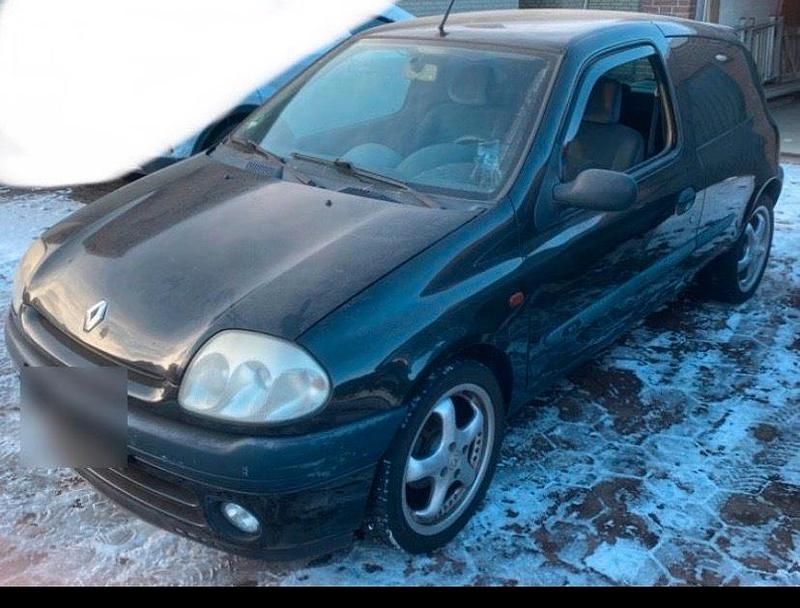 Second-hand Renault Clio II 2000 Negru Hatchback