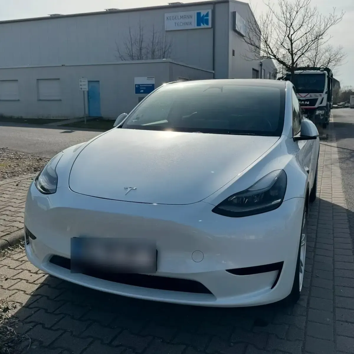 Brugt Tesla Model Y Standard Range 219 kW (299 HK) 2024 Hvid SUV