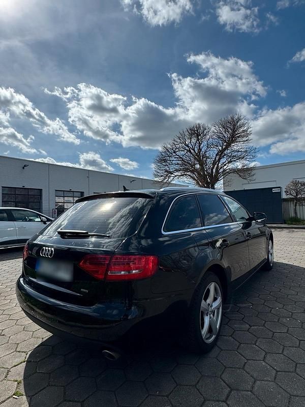 Second-hand Audi A4 239 CP (175 kW) 2011 Negru Break