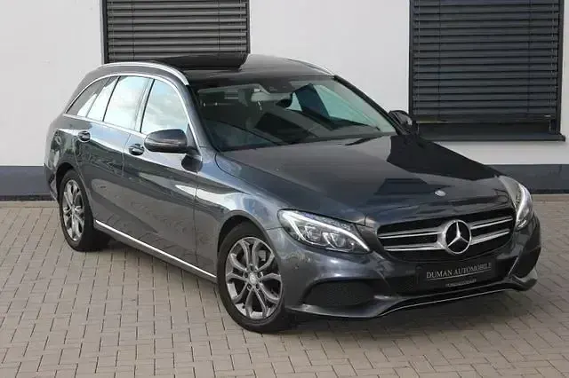 Gebraucht Mercedes C220 Avantgarde 170 PS (125 kW) 2016 Grau Limousine