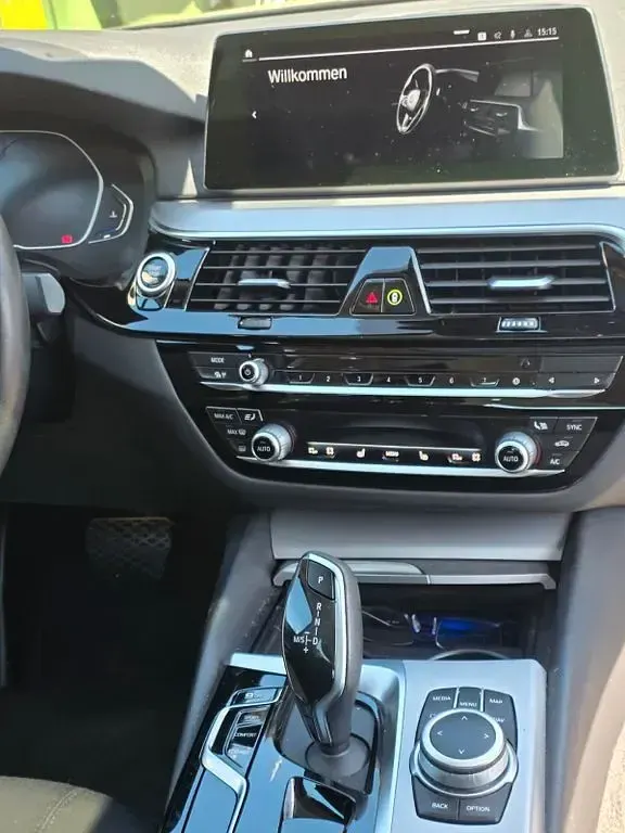 Gebraucht BMW 520 184 PS (135 kW) 2020 Schwarz Limousine