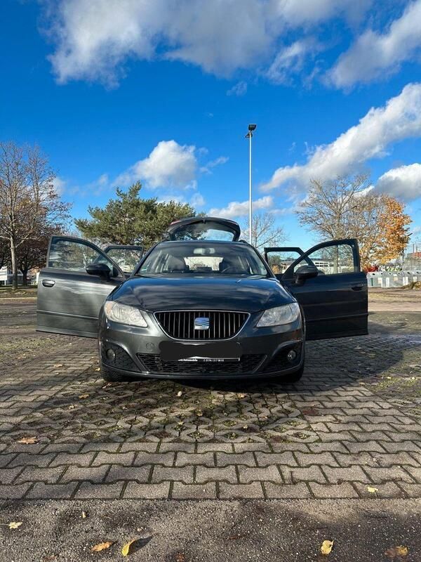 Grau Gebraucht 2010 Seat Exeo Style Kombi | 2.500 € (Superpreis) - Bild 1/4